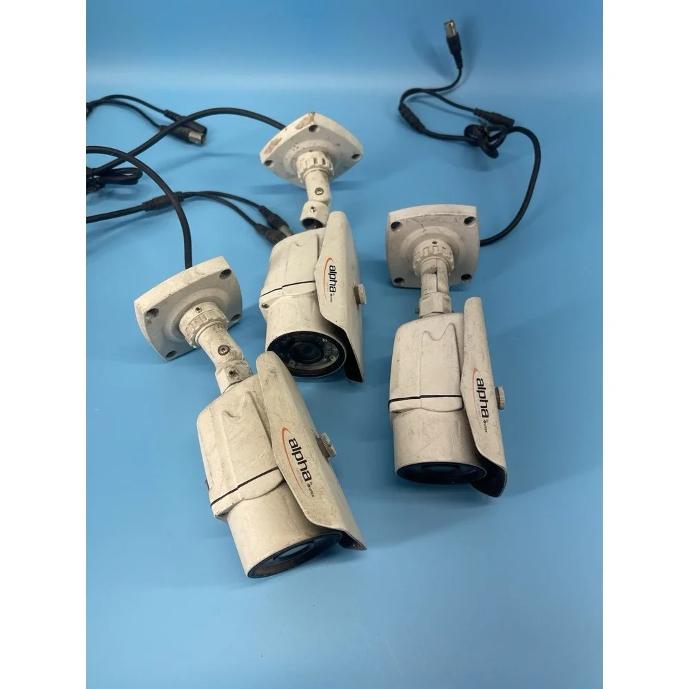 Alpha CCTV Security Cameras Lot of‎ 3+1 Wired Bullet Dome Untested